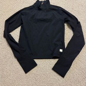 Vuori Black Fitted Long Sleeve Swim Coverup